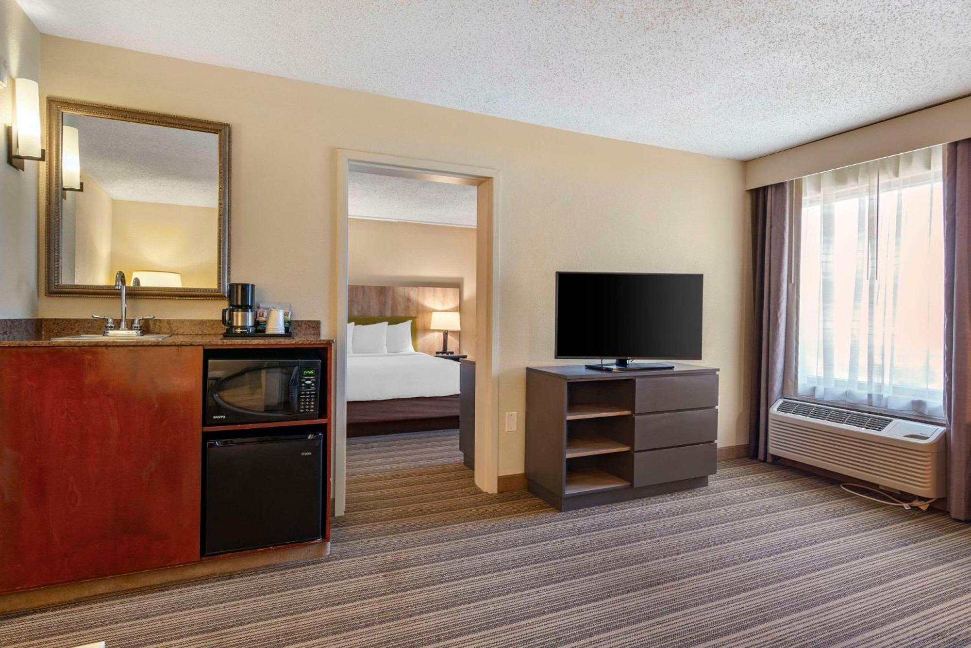 Country Inn & Suites By Radisson, Atlanta Galleria-Ballpark, Ga Smyrna Esterno foto